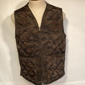 NWT Field & Stream Quilted Reversible Vest Mens size small